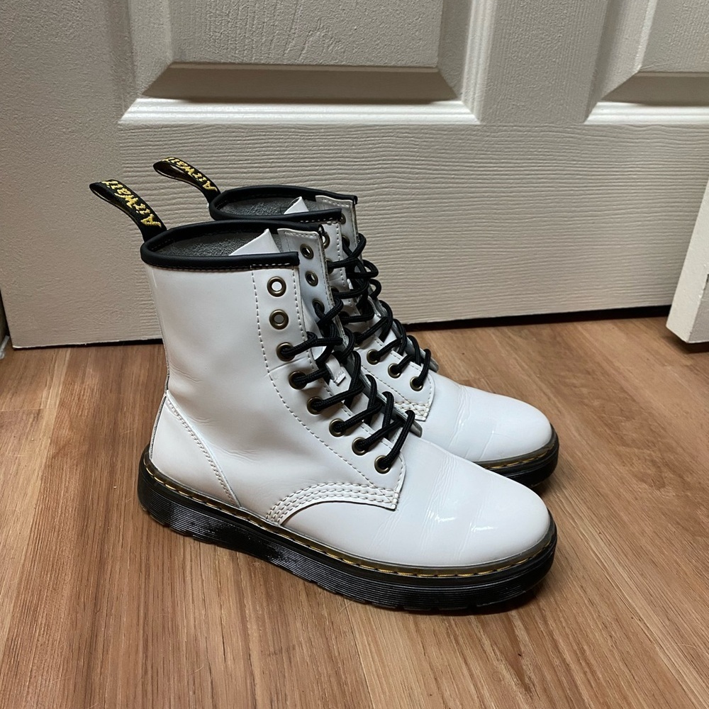 Dr. Martens Women’s Patent Leather Boots Bundle 1460 And Zavala Sizes 8 And 7 - Picture 6 of 10
